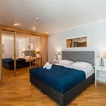 Delta Apartments Old Town Family